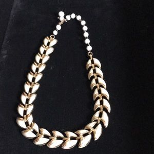 CORO 1950s Enameled Gold Tone Link Necklace Vintage